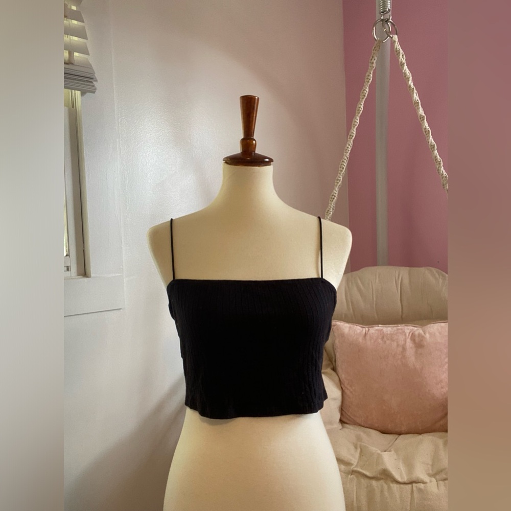 Black crop top